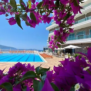 Apartment Toto Boutique &, Vlore