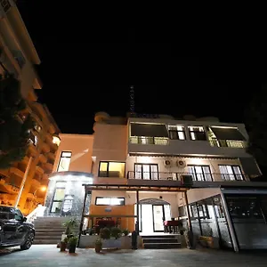 3* Szálloda Salvadore