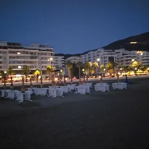 Apartment Beachfront, Vlore